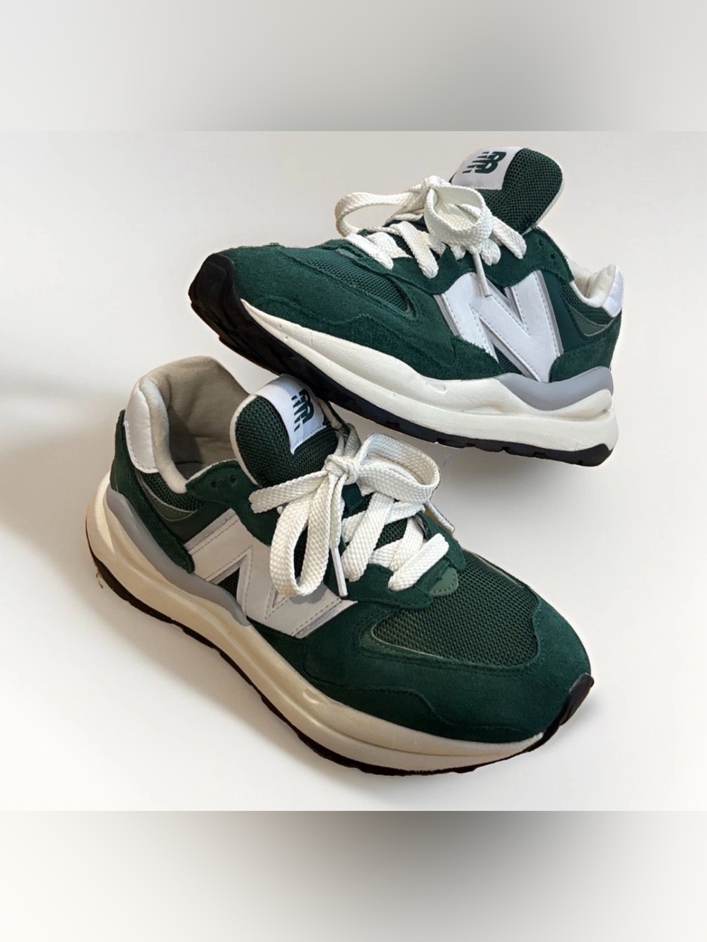 New Balance 57/40 Nightwatch Green Women's Size 8 / Men's 6.5 Sneakers Trainers